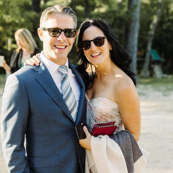 Meet your Posher, Lesley - Picture 1 of 1